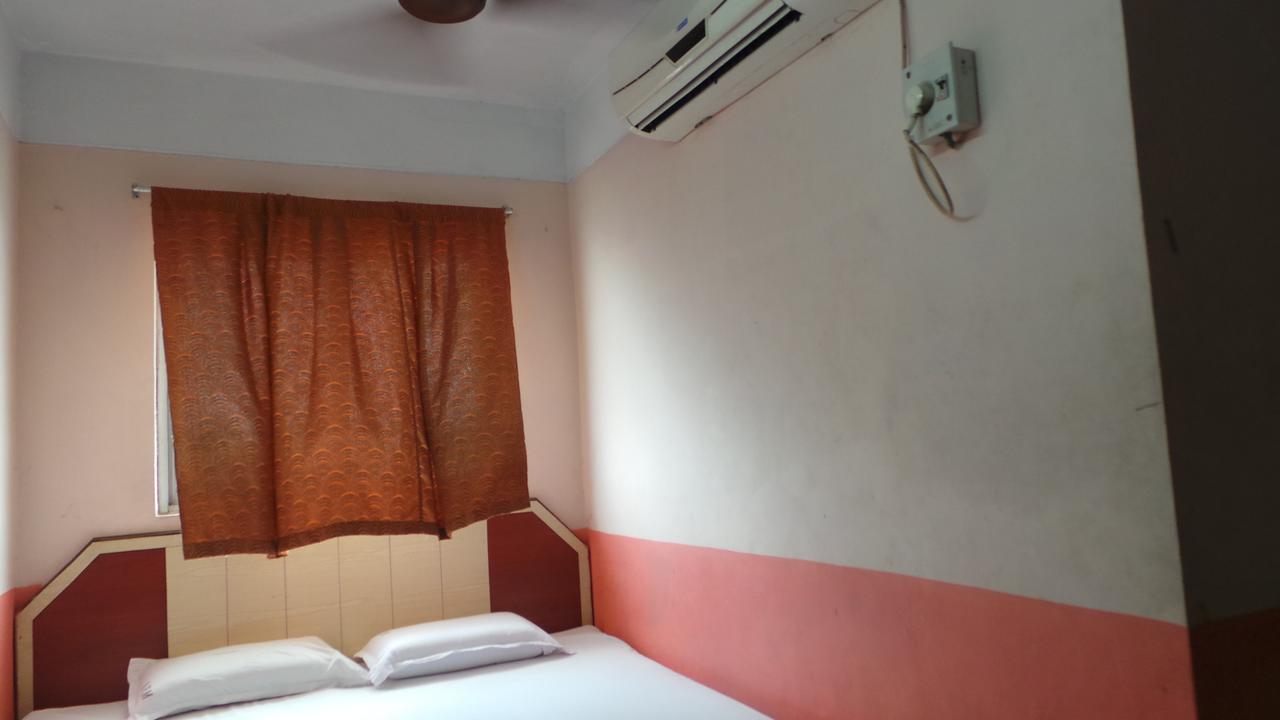 M.P.M. Guest House Пондичерри Экстерьер фото