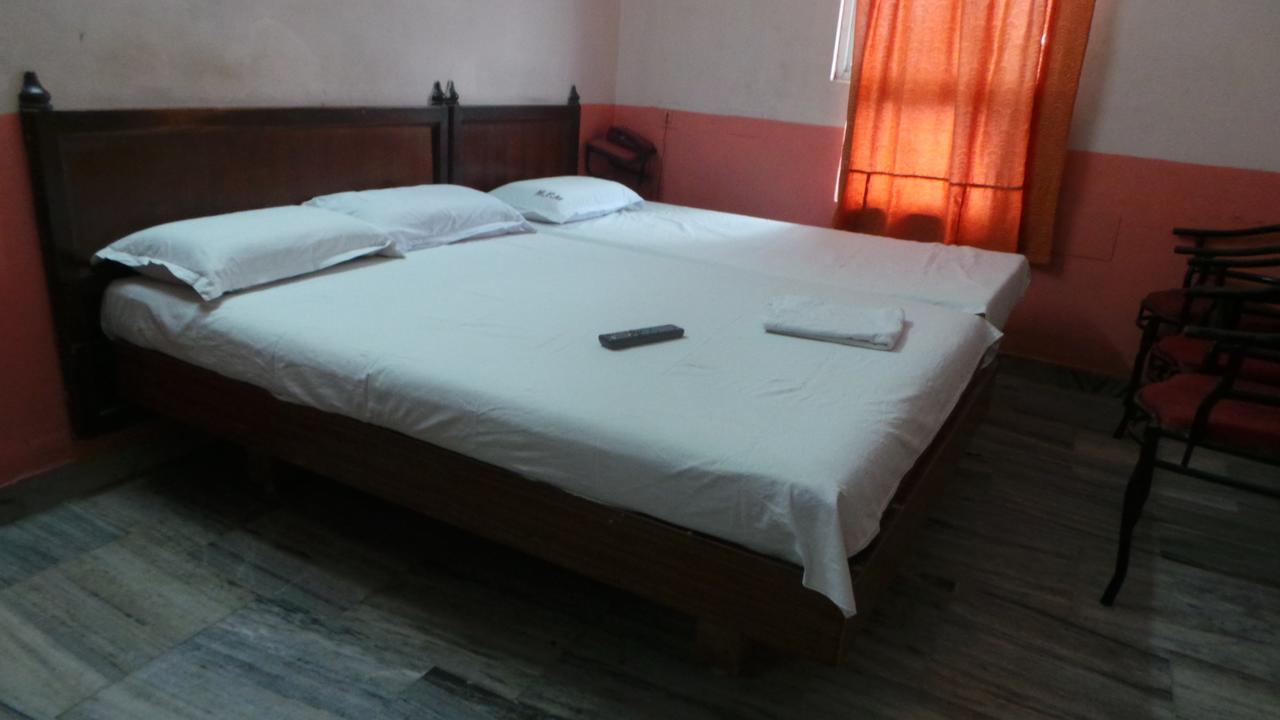 M.P.M. Guest House Пондичерри Экстерьер фото